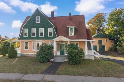 574 Belmont Street, Manchester, NH, 03104 | Card Image