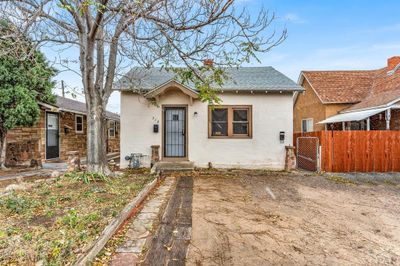 718 E 8th St, Home with 5 bedrooms, 2 bathrooms and null parking in Pueblo CO | Image 2