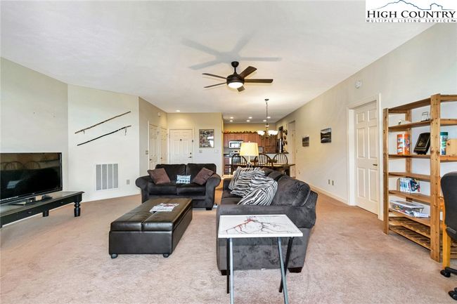 10C - 146 Pleasant Vw, Condo with 2 bedrooms, 2 bathrooms and null parking in Sugar Mountain NC | Image 13