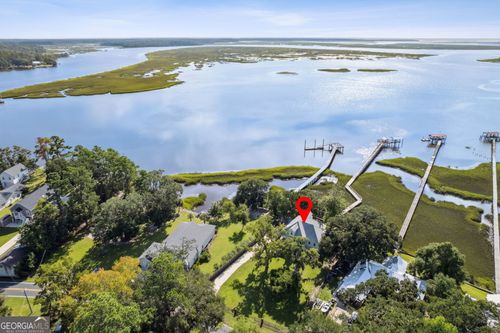 403 Crooked River Dr, woodbine, GA, 31569-4225 | Card Image