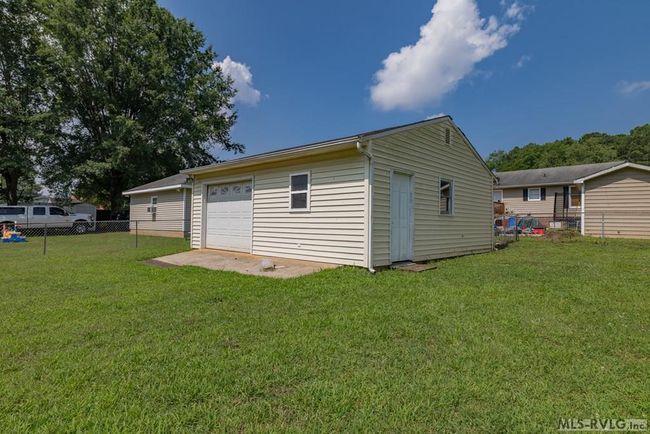 521 Pinecrest Ave, House other with 3 bedrooms, 2 bathrooms and null parking in Roanoke Rapids NC | Image 13