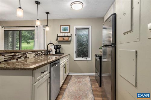 2226-2226 Tanners Rdg, Wintergreen Resort, VA, 22967-8246 | Card Image