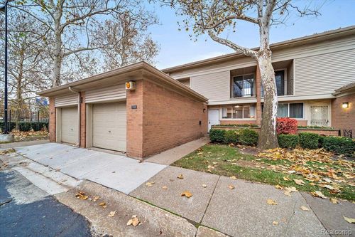 1008 Trevor Pl, Detroit, MI, 48207-3809 | Card Image