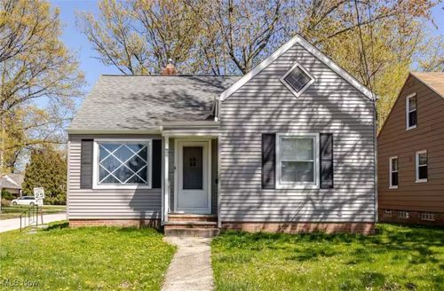 475 E 250th St, Euclid, OH, 44132-1875 | Card Image