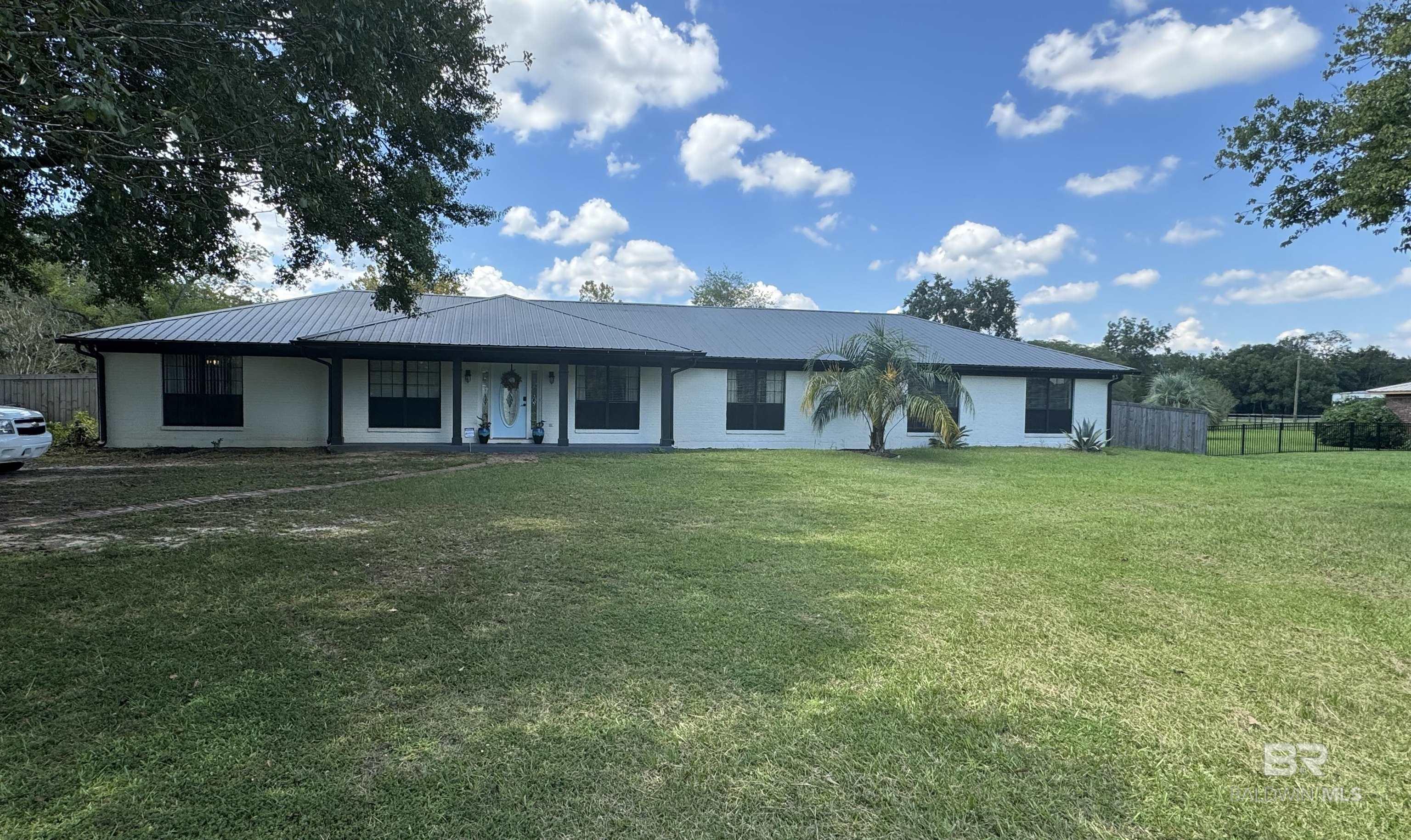 7th St, Summerdale, AL 36580