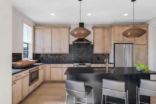 414 Hudson Way, Nashville, TN, 37208-3672 | Card Image