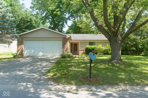 5530 Pilgrim Dr, Indianapolis, IN, 46254-1002 | Card Image