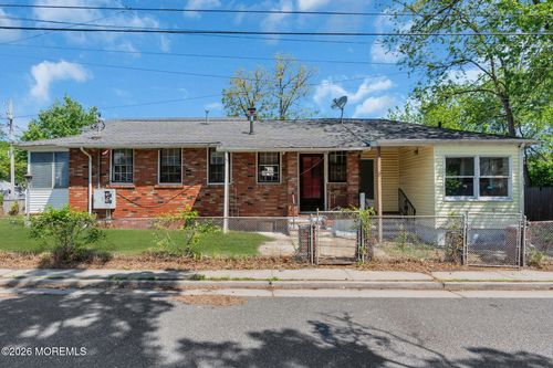 40 N Shore Boulevard, Keansburg, NJ, 07734 | Card Image