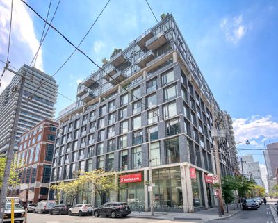 413 - 138 Princess St, Condo with 2 bedrooms, 2 bathrooms and 1 parking in Toronto ON | Image 1