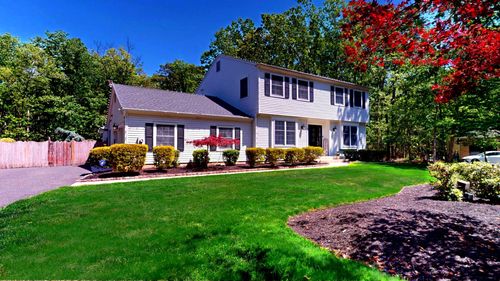 3 Colonial Ct, Medford, NJ, 08055-3309 | Card Image