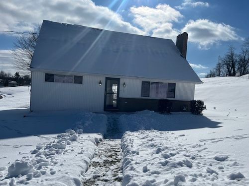 225 Larson Blvd, Rostraver Township, PA, 15012-4727 | Card Image