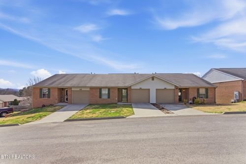 355 Hawthorne Oaks Way, Powell, TN, 37849-5434 | Card Image