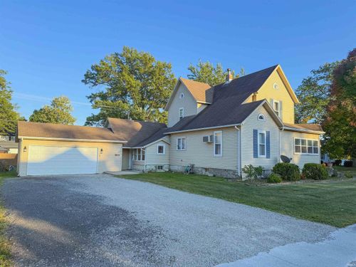 365 Clark St, Berne, IN, 46711-1407 | Card Image