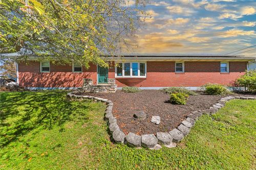 5518 Louise Lane, East Allen Twp, PA, 18067 | Card Image