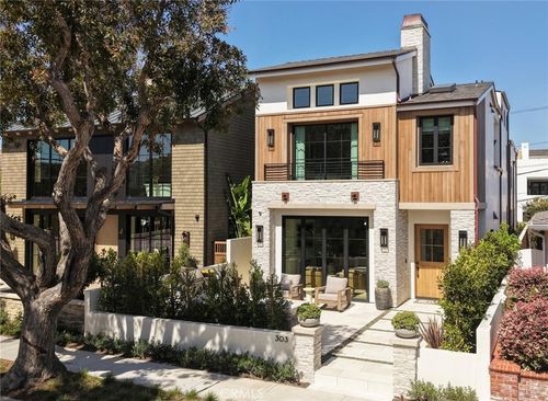 303 Jasmine Ave, Corona del Mar, CA, 92625-3002 | Card Image