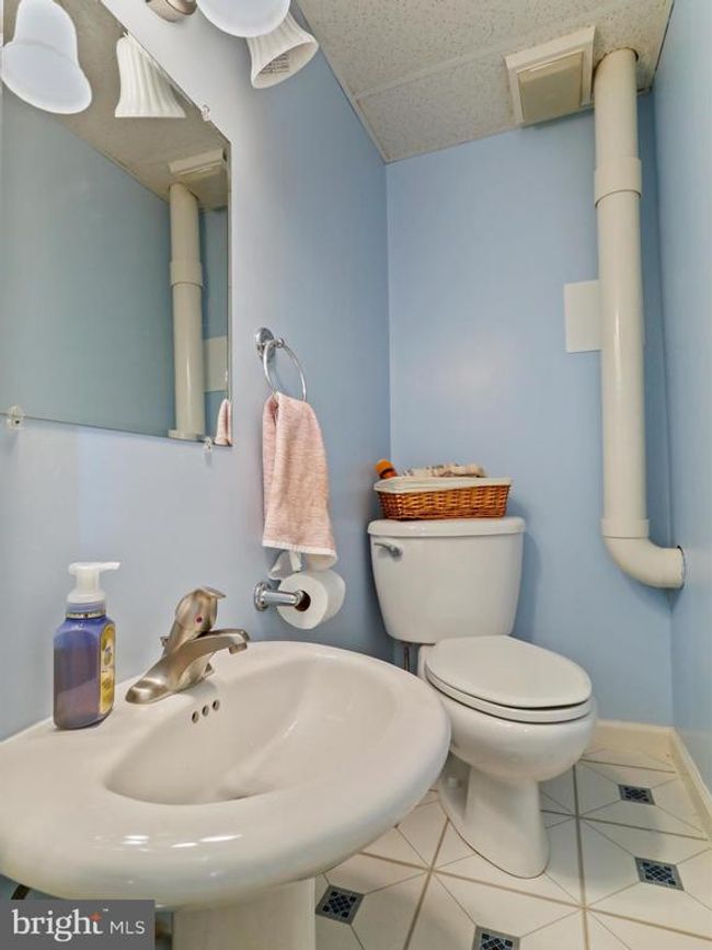 105 Blanche Cir, House other with 4 bedrooms, 3 bathrooms and null parking in WINCHESTER VA | Image 34