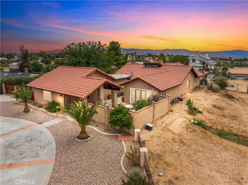 19391 Seneca Rd, Apple Valley, CA, 92307 | Card Image