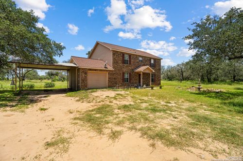 1655 Eichman Rd, Poteet, TX, 78065-4721 | Card Image