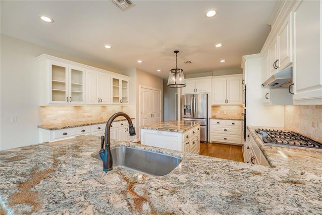 1470 S Nassau Rd, Home with 3 bedrooms, 3 bathrooms and null parking in Round Top TX | Image 7
