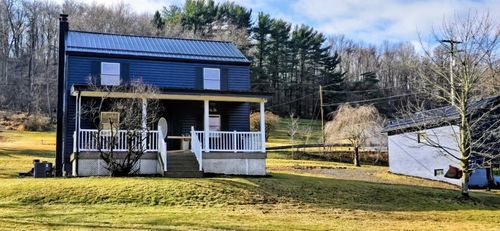12 Mccutcheon Short Cut Rd, Leechburg, PA, 15656-9570 | Card Image