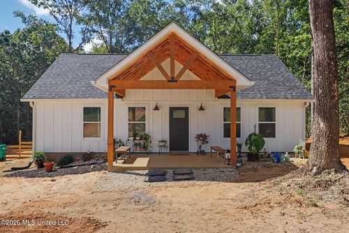 2455 Montcliff Dr, Vancleave, MS, 39565-8236 | Card Image
