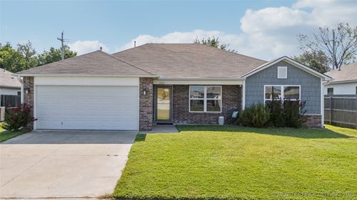 1521 S 31st St, Broken Arrow, OK, 74014-5041 | Card Image