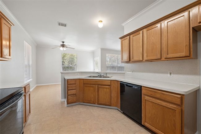5709 Hudson Bend Rd, House other with 4 bedrooms, 2 bathrooms and 4 parking in Austin TX | Image 14