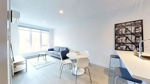 105-590 Rue Viau, Montréal, QC, H1V3G6 | Card Image