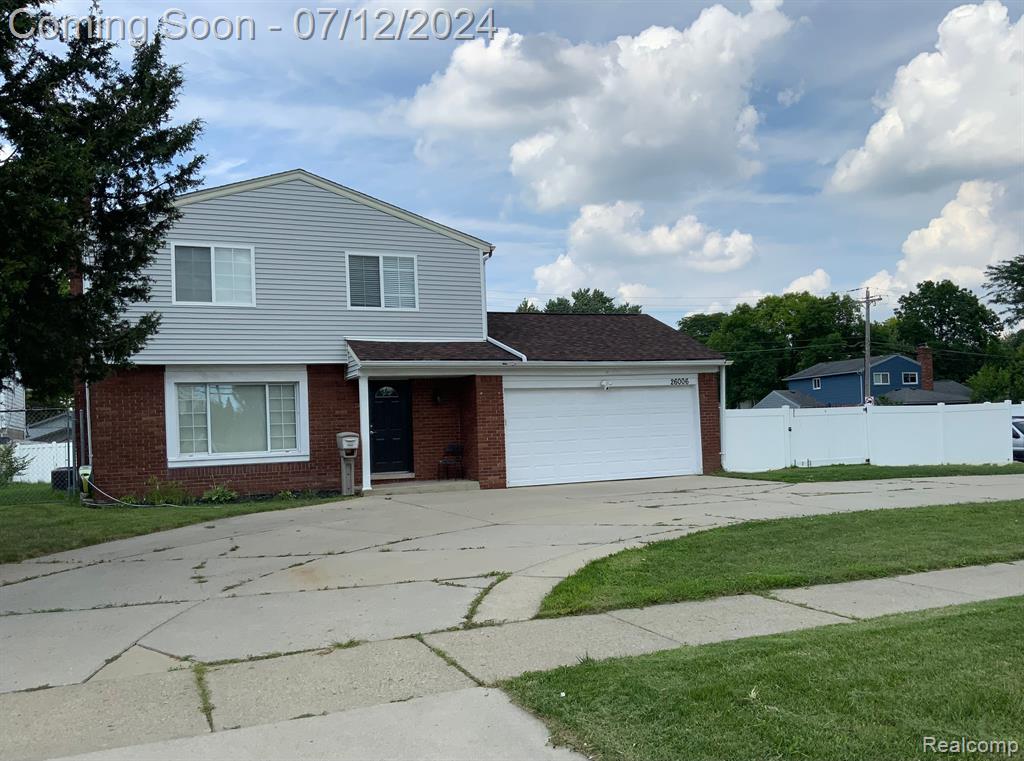 Cherry Hill Rd, Dearborn Heights, MI 48127