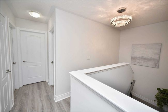 3231 Sharp Rd, House attached with 3 bedrooms, 4 bathrooms and 2 parking in Burlington ON | Image 19