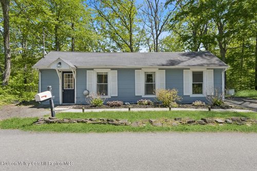 194 High Falls Rd, Saugerties, NY, 12477-4078 | Card Image