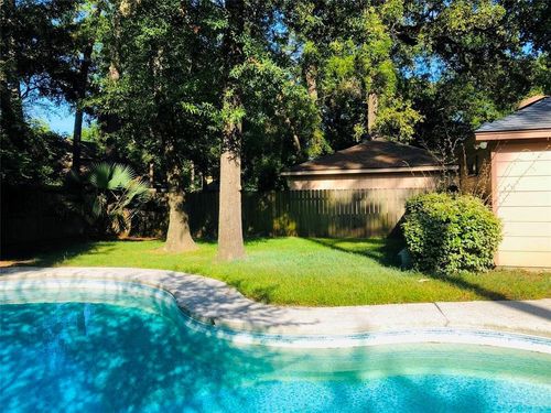 2123 Lakeville Dr, Kingwood, TX, 77339-2327 | Card Image