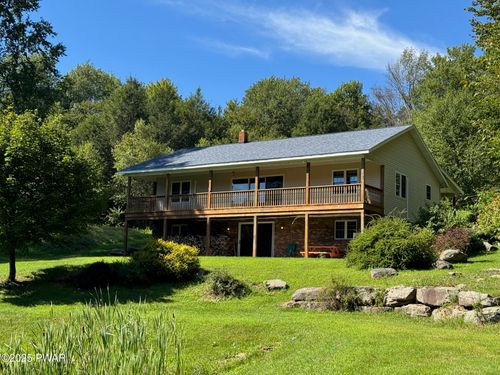 14 Cinclar Pl, Honesdale, PA, 18431-7873 | Card Image