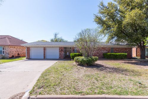 810 Harwell St, Abilene, TX, 79601-4610 | Card Image