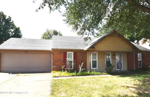 6521 Farley Dr E, Olive Branch, MS, 38654-3358 | Card Image