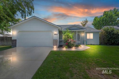 1915 W Mountain Pointe Ave, Nampa, ID, 83651-5018 | Card Image