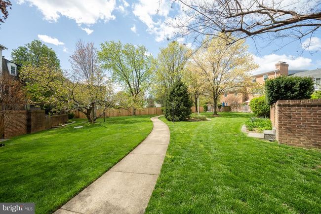 4616 Arlington Blvd, Townhouse with 4 bedrooms, 4 bathrooms and null parking in ARLINGTON VA | Image 32