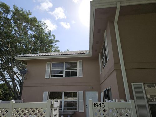 1945 Stratford Way, West Palm Beach, FL, 33409-7608 | Card Image