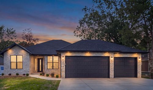 5713 S Cloverdale Ln, Battlefield, MO, 65619-8000 | Card Image