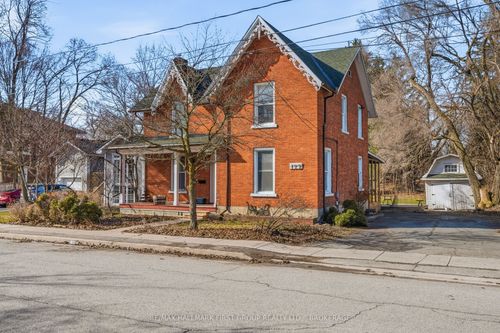 122 West St, Napanee, ON, K7R2P4 | Card Image