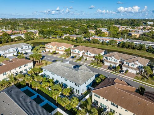4364 Veleiros Ave, Deerfield Beach, FL, 33064-2081 | Card Image