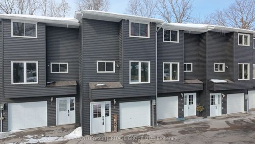 5-113 North St, Sutton West, ON, L0E1R0 | Card Image