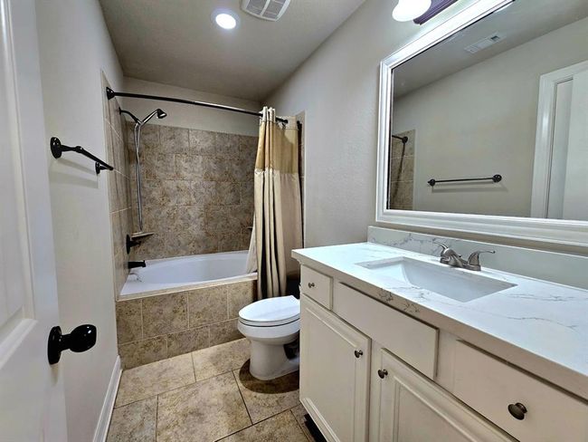 18354 Deerview Ln, Home with 3 bedrooms, 2 bathrooms and 2 parking in New Ulm TX | Image 24