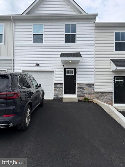 115 Abramo Victor Dr, DOWNINGTOWN, PA, 19335-2887 | Card Image