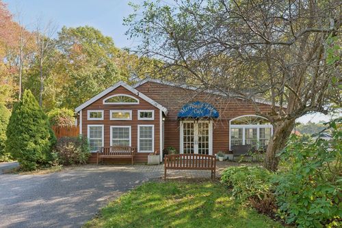 557 Coles Hill Road, Wells, ME, 04090 | Card Image