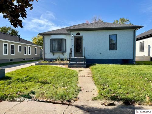 535 N Hall St, Valentine, NE, 69201-2213 | Card Image