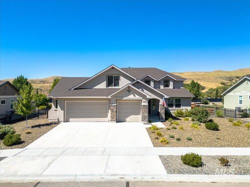 19927 N Glenisla Pl, Eagle, ID, 83714-1695 | Card Image