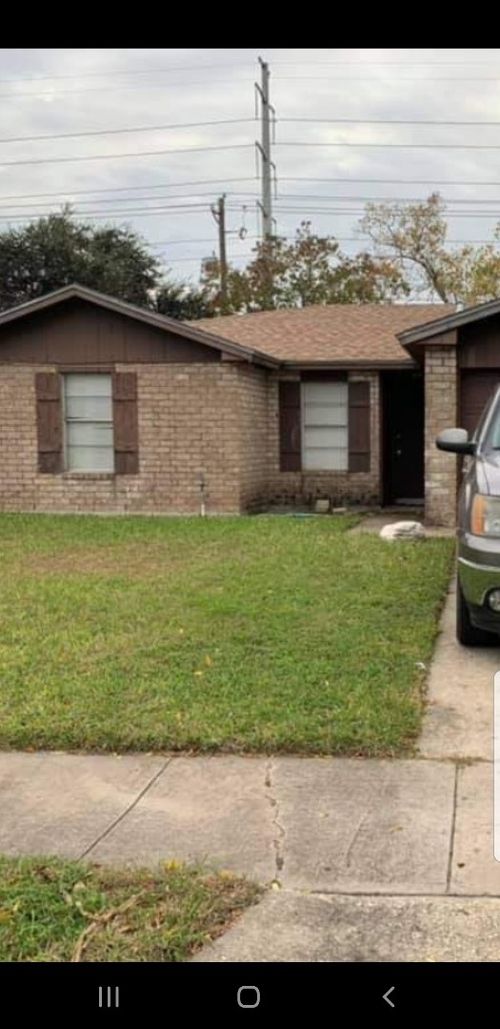 6617 Meadowbreeze Pkwy, Corpus Christi, TX, 78414-2619 | Card Image