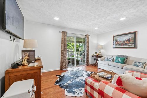 unit-308-3115 Seven Pines Ct, Atlanta, GA, 30339-5846 | Card Image