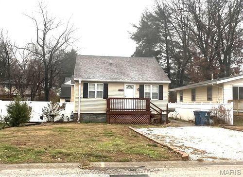 3707 Coronado Dr, Alton, IL, 62002-3143 | Card Image